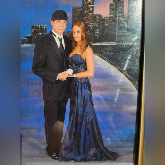 Tony Bowls Prom Dress, Size 4, Navy Blue - Picture 1 of 11